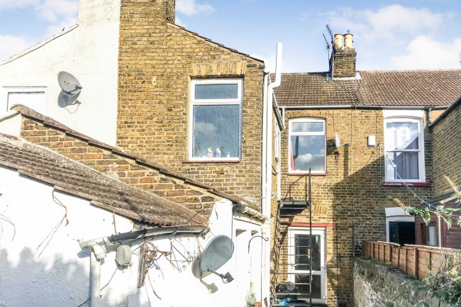 Flat 1, 23 Ranelagh Road, Sheerness, ME12 2NS 9