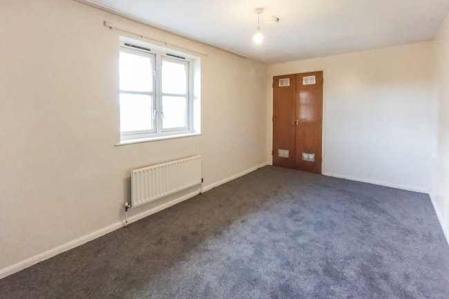 17 Vivian Comma Close, Finsbury Park, London N4 2QB 1