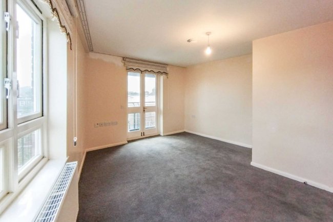 17 Vivian Comma Close, Finsbury Park, London N4 2QB 1