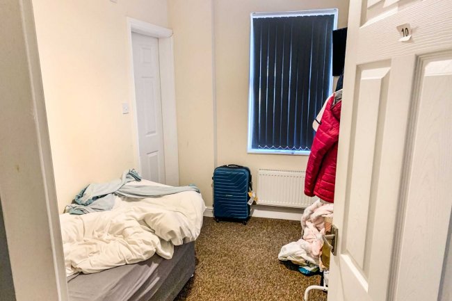 3 Palatine Road, Blackpool, FY1 4BT 5