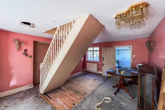 10 Tower Street, Alton, GU34 1NS 10