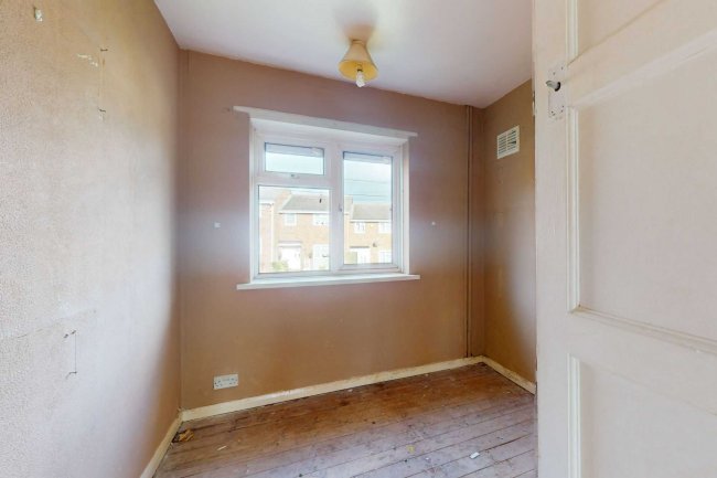 25 Leysdown Avenue, Bexleyheath, DA7 6AZ 5