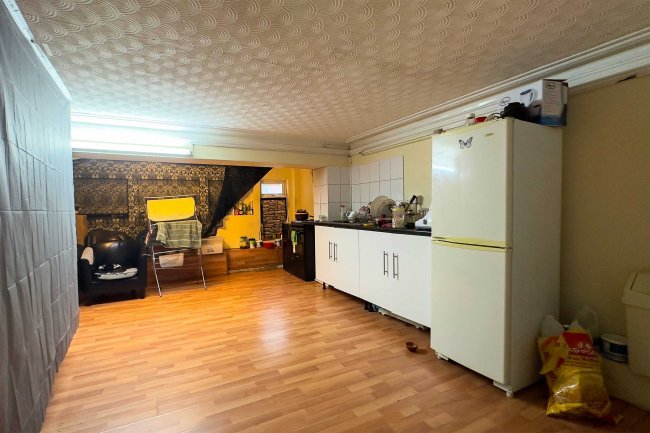 214 Selhurst Road, South Norwood, SE25 6XU 9