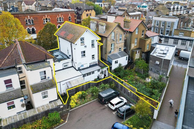 214 Selhurst Road, South Norwood, SE25 6XU 9