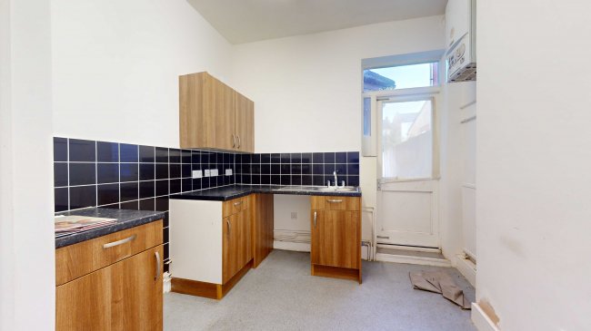 Flat 78A Effingham Road, Hornsey, London, N8 0AD 10