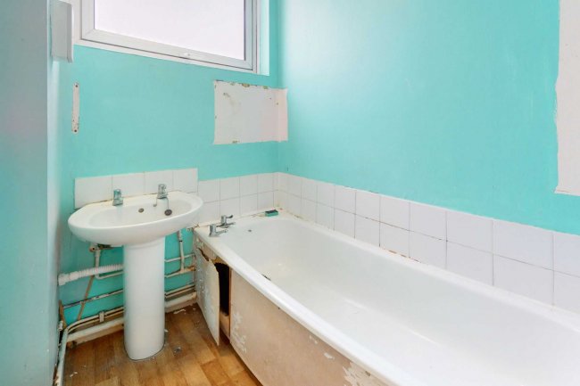 Flat 11 Mollis House, 2A Gale Street, Bow, London, E3 3RW 1