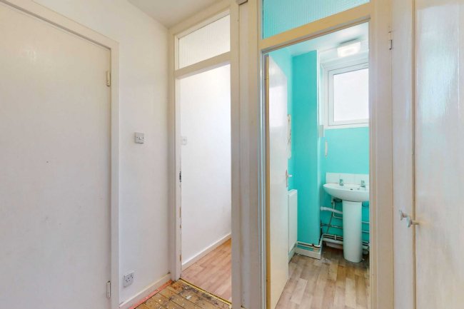 Flat 11 Mollis House, 2A Gale Street, Bow, London, E3 3RW 1