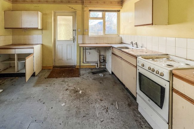 5 Abbey Close, Aslockton, Nottingham, NG13 9AF 9