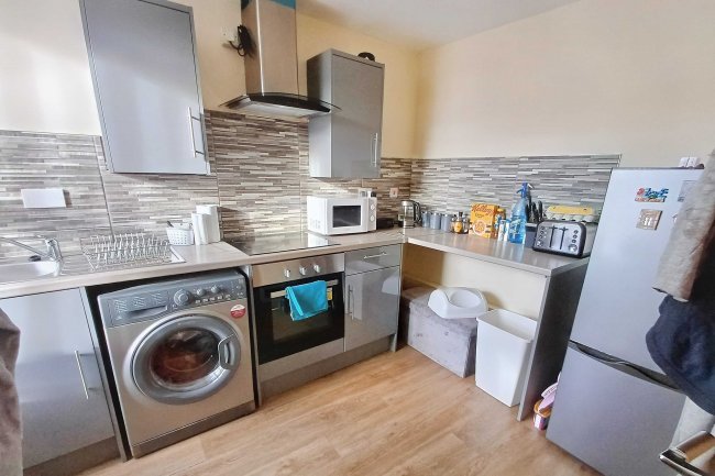 18 Moor Lane, Preston, Lancashire, PR1 7AT 8