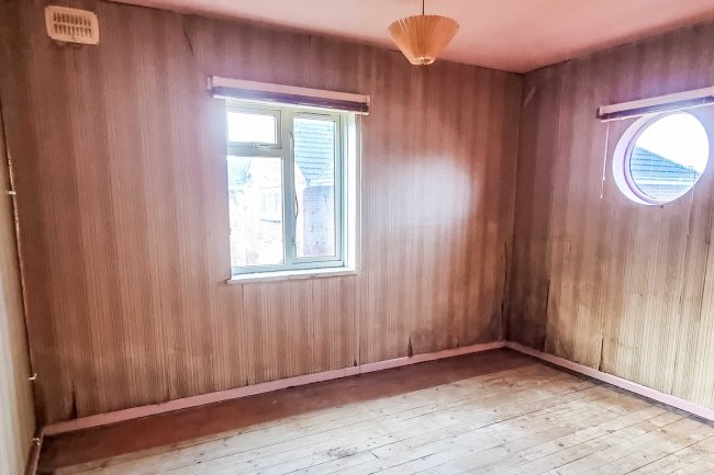 5b Cedar Close, Salisbury, SP2 9JA 4