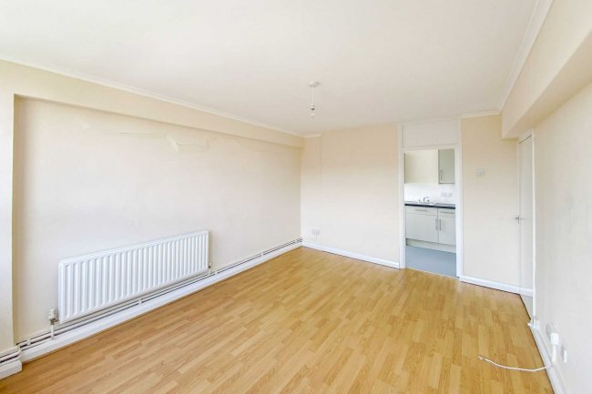 36 Laburnum Court, Laburnum Street, Haggerston, London, E2 8BH 1