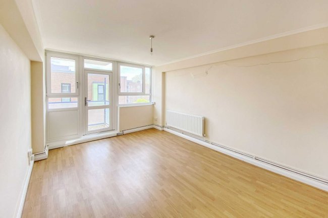 36 Laburnum Court, Laburnum Street, Haggerston, London, E2 8BH 1