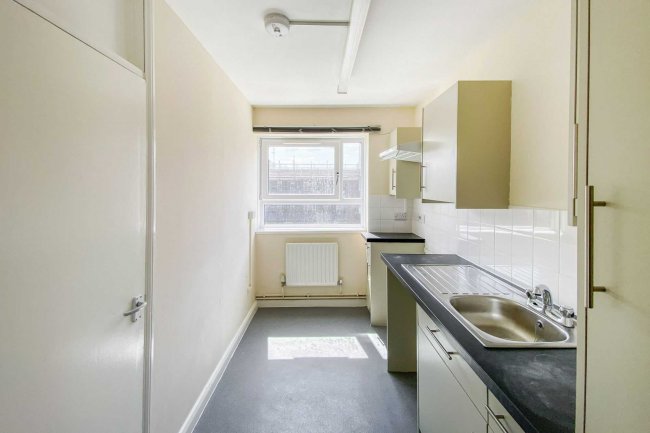 36 Laburnum Court, Laburnum Street, Haggerston, London, E2 8BH 1