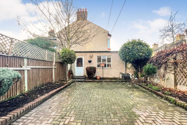 2 Abbey Wood Road, Abbey Wood, London, SE2 9NP 4