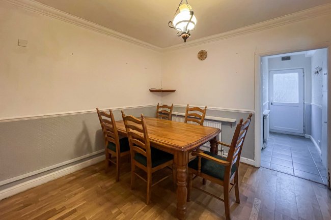 2 Abbey Wood Road, Abbey Wood, London, SE2 9NP 4