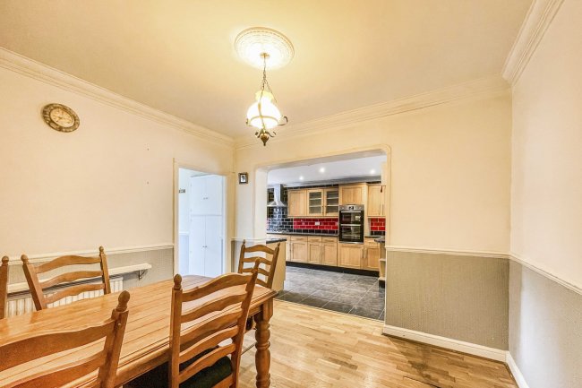 2 Abbey Wood Road, Abbey Wood, London, SE2 9NP 4