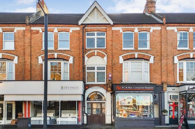 Flat 40 Sheengate Mansions, 229 Upper Richmond Road West, Mortlake, London, SW14 8QS 2