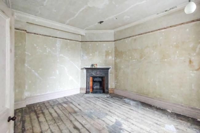 Flat 40 Sheengate Mansions, 229 Upper Richmond Road West, Mortlake, London, SW14 8QS 2