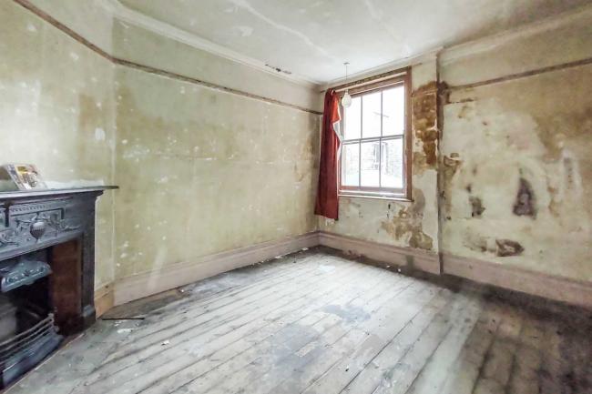 Flat 40 Sheengate Mansions, 229 Upper Richmond Road West, Mortlake, London, SW14 8QS 2