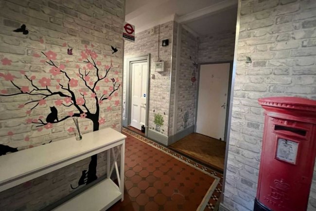 Epsom Lodge Nursing Home, 1 Burgh Heath Road, Epsom KT17 4LW 4