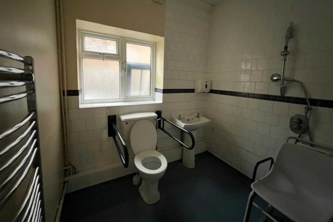 Epsom Lodge Nursing Home, 1 Burgh Heath Road, Epsom KT17 4LW 4