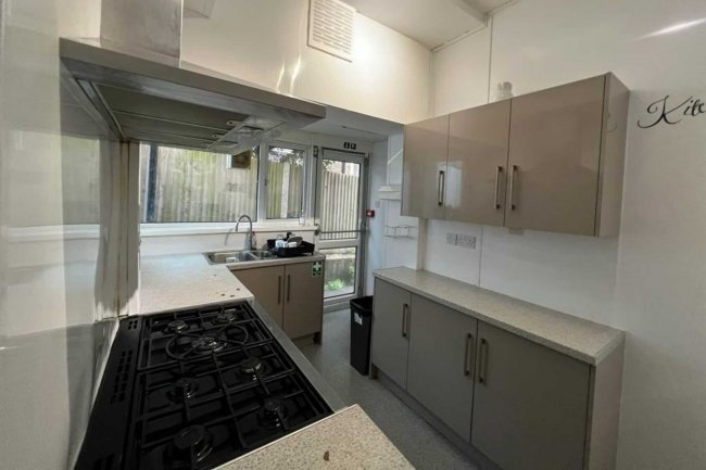 Epsom Lodge Nursing Home, 1 Burgh Heath Road, Epsom KT17 4LW 4