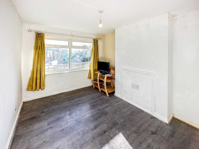 30 Low Hall Lane, Walthamstow, E17 8BE 2