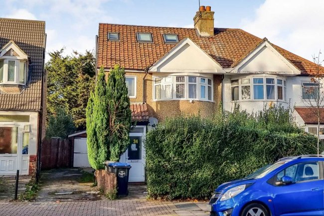 34 Dollis Hill Lane, London NW2 6JE 8