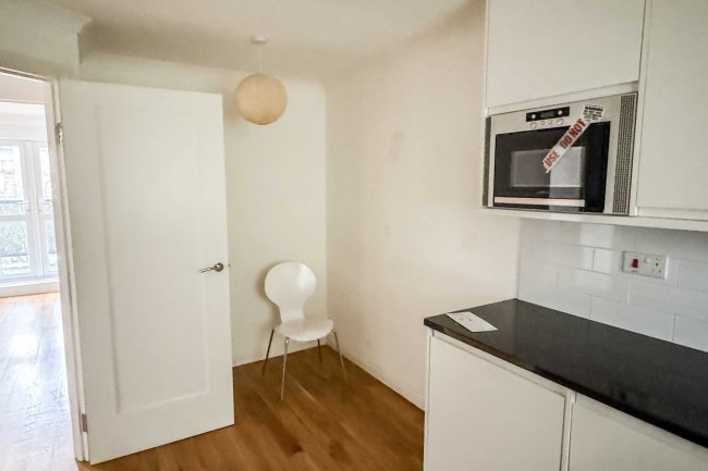 50 Neville Close, Peckham, London, SE15 5UE 4