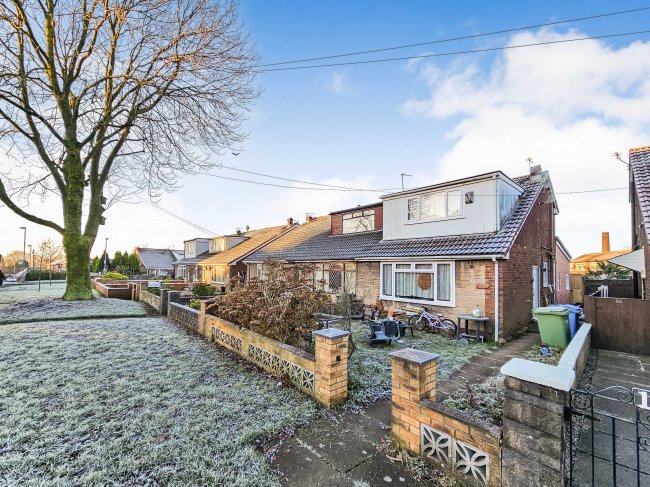 Oldham Ground Rent, Chadderton, Greater Manchester, OL9 7RU 8