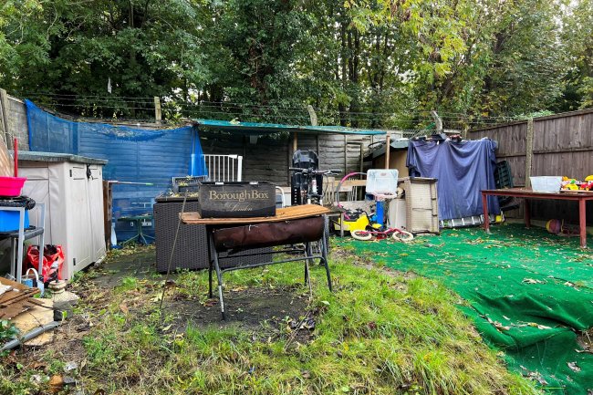 13 Howcroft Crescent, Finchley, N3 2PU 1