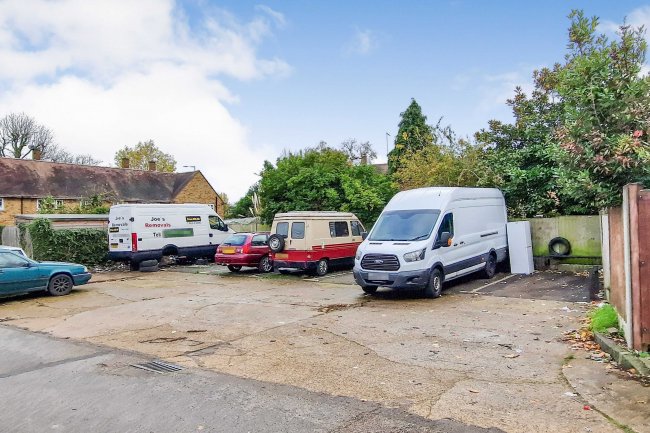 Plot 1, 40 Capel Road, Enfield, EN1 4SR 8