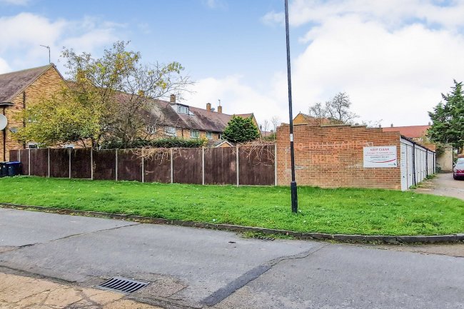 Plot 2, 40 Capel Road, Enfield, EN1 4SR 5