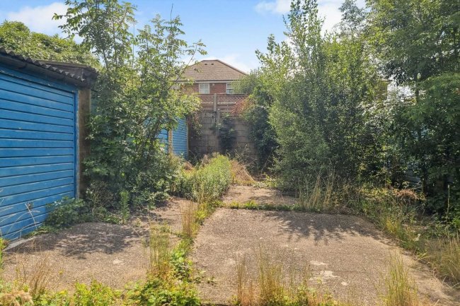 Land adjacent 49 Lindal Crescent, Enfield, EN2 7RP 3