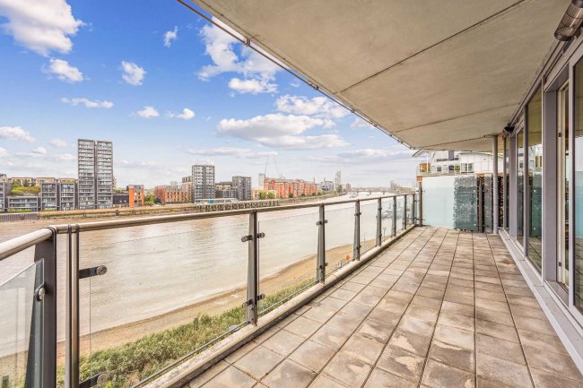 79 Ensign House, Juniper Drive, London, SW18 1TR 3