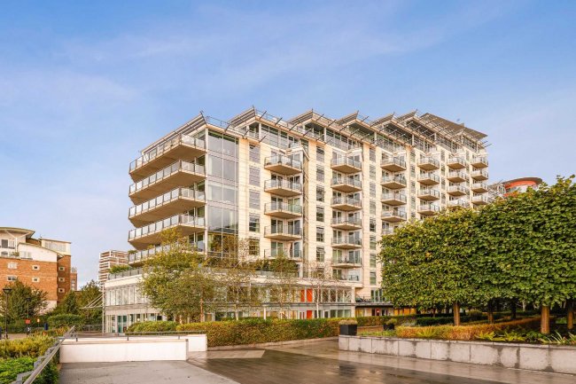 80 Ensign House, Juniper Drive, London, SW18 1TR 4