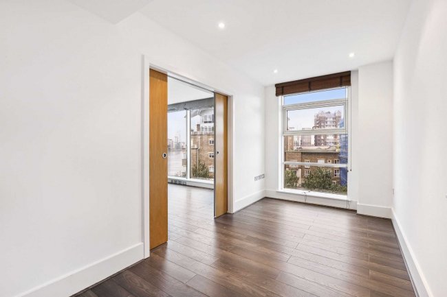 80 Ensign House, Juniper Drive, London, SW18 1TR 4