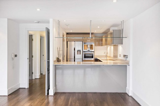 80 Ensign House, Juniper Drive, London, SW18 1TR 4