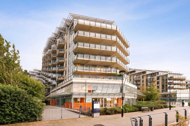 80 Ensign House, Juniper Drive, London, SW18 1TR 4