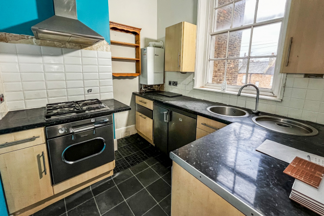 Flat 3, 25 Augusta Road, Ramsgate, Kent, CT11 8JP 3