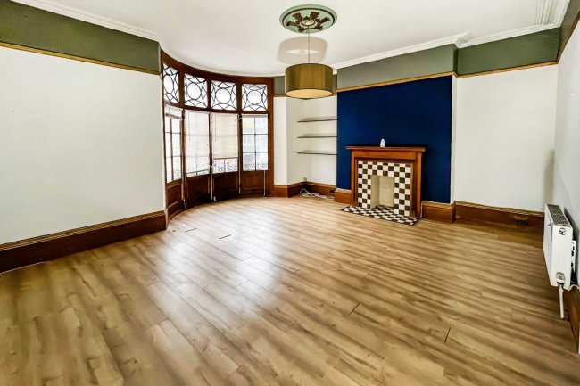 Flat 3, 25 Augusta Road, Ramsgate, Kent, CT11 8JP 3