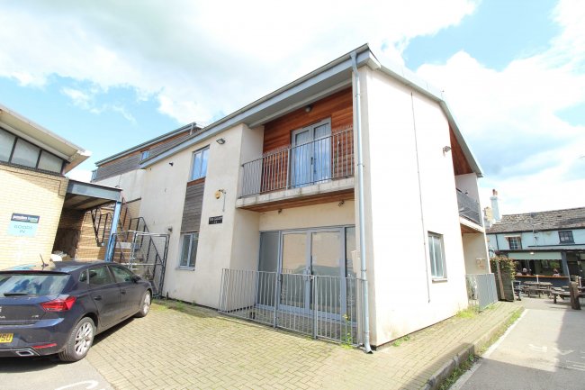 The Gallery/Market House, High Street, Newmarket, Cambridgeshire, CB8 8LB 9