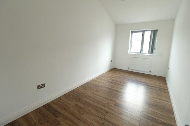 The Gallery/Market House, High Street, Newmarket, Cambridgeshire, CB8 8LB 9