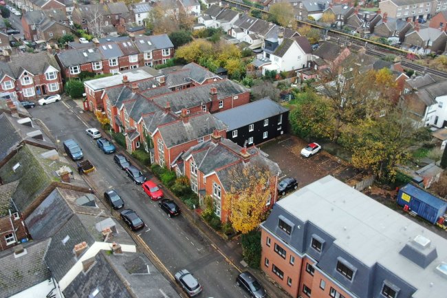 Flats 1-14, Peel House, Barttelot Road Horsham, RH12 1DE 3