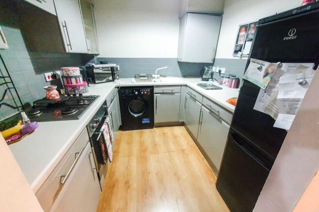 25 Loscoe Grove, Goldthorpe, Rotherham, S63 9GH 1