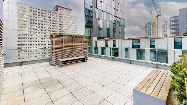 Flat 44 Keats Apartments, 6 Saffron Central Square, Croydon, CR0 2FT 1