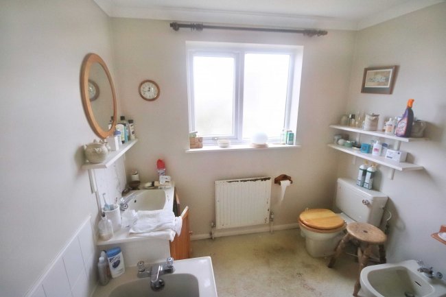 9 Hibaldstow Close, Doddington Park, Lincoln, LN6 3PY 10