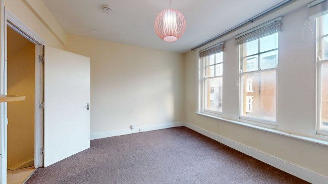 5A Horn Lane, Acton, London, W3 9NJ 6