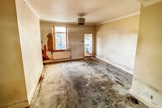 4 Stations Houses, Howden Le Wear, Crook, County Durham, DL15 8EU 7