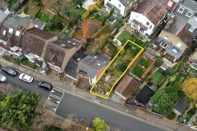 47 Strathearn Road, Wimbledon, London, SW19 7LH 5